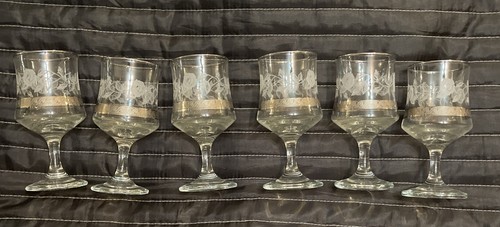 Vintage retro dema wine - retro,