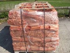QUALITY KINDLING WOOD RED NETS 3-4 KG ANY AMOUNT PALLET LOADS ETC