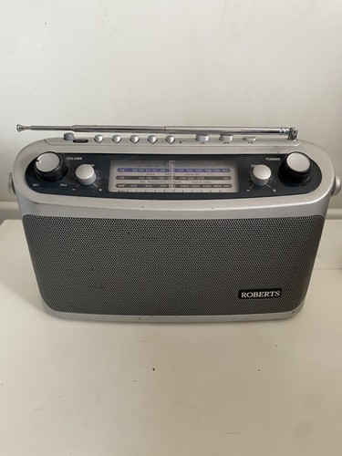 Silver roberts r9928 fm - roberts, am/fm