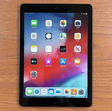 Apple iPad Air 1st Generation A1474, 32GB, WiFi, Immaculate Condition