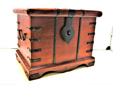 Vintage Colonial Style Chest 26 x 28 x 29cm