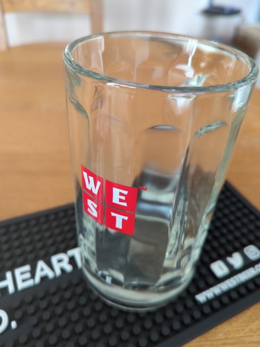 West brewery glasgow pint - glasgow,