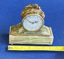 VINTAGE RETRO GREEN ONYX MARBLE QUARTZ MANTLE CLOCK with Solid Brass Love Birds.