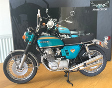 1:12 Boxed Minichamps Classic