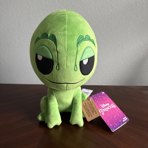 Pascal plush disney parks - pascal,