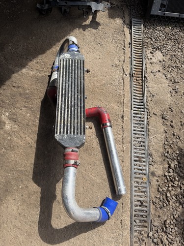 Mishimoto front intercooler - front,