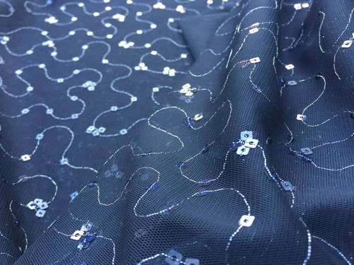 Sequinned french lace heure - sequinned, 'heure'