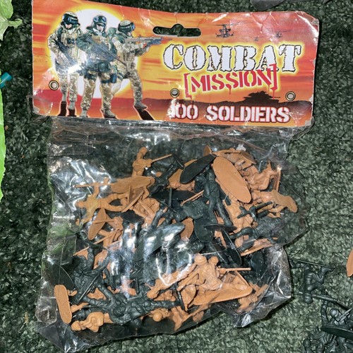 100 piece plastic - , soldier