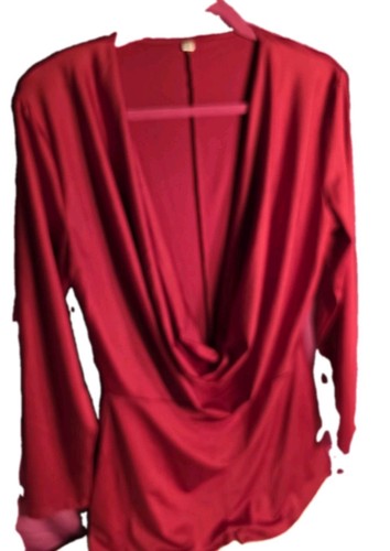 Vibrant crimson red - red, cowl