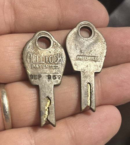 Original bell lock key - original, antique