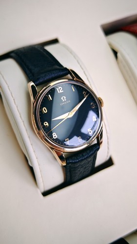 Omega 9ct solid gold arabic - 9ct,