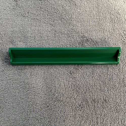 Scrabble green plastic tile - plastic,