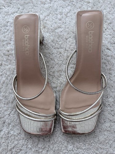 Boohoo gold wide fit heels - boohoo,