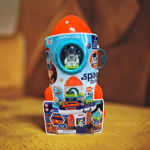 Space rocket playset - 2-in-1,