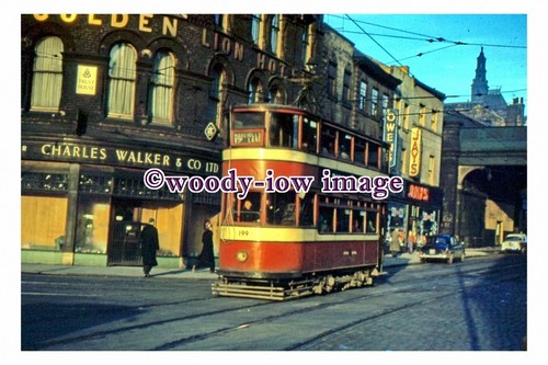 Gw0073 leeds tram - -, at
