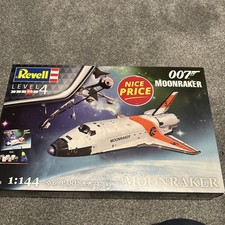 Revell 007 Moonraker Space