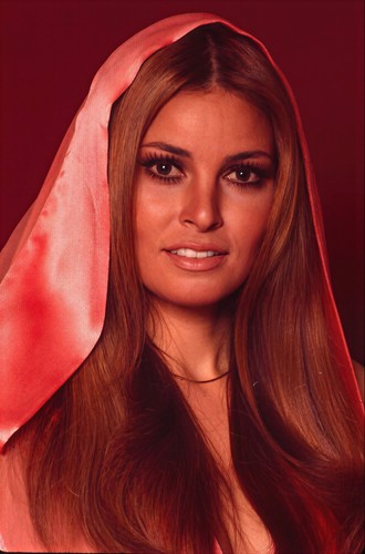 Raquel welch 5 inch - x, 8.5"