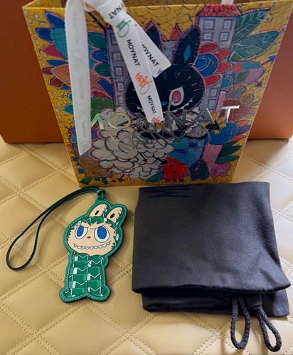 Moynat labubu kasing lung bag - labubu,