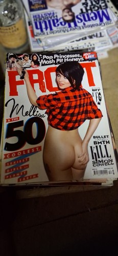 Front magazine mellisa - ,
