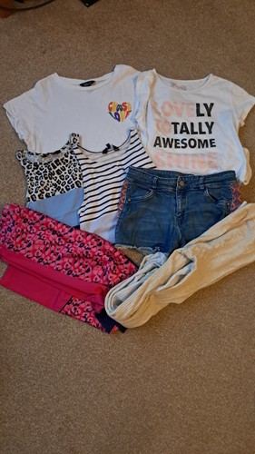 Girls clothing bundle age - clothing,