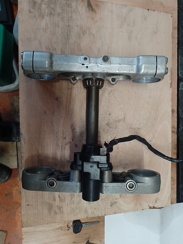 Ducati 900ss front fork - fork, clamp