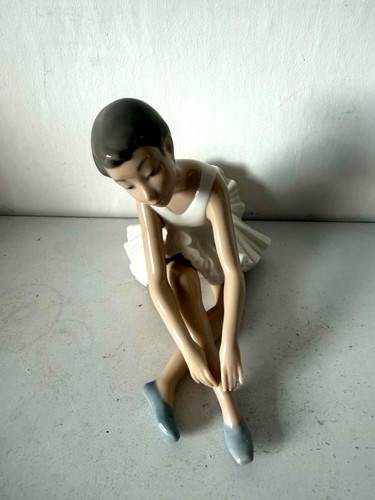 Lladro nao slipper - nao,