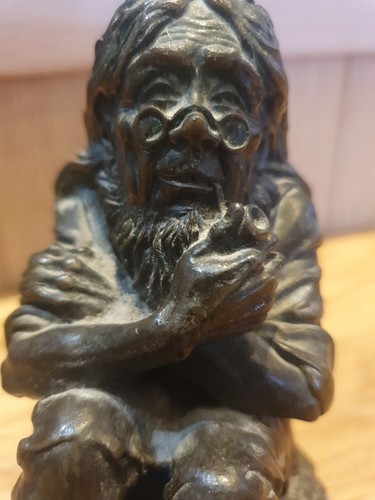 Cast bronze sculpture - cast,