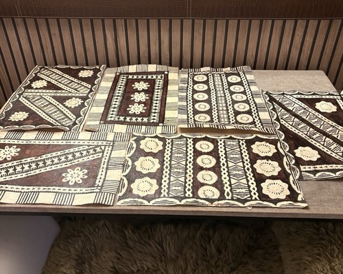 Vintage hand painted - hand,