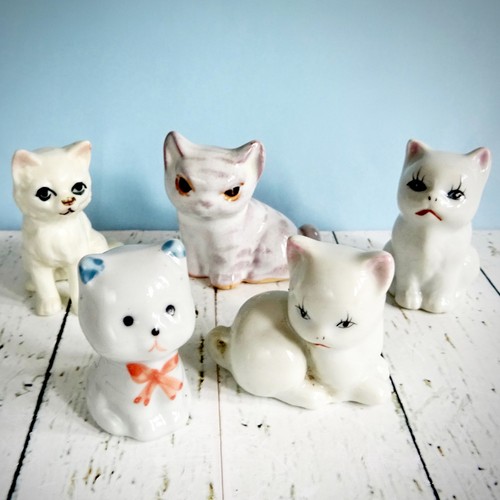 Vintage ceramic cat figurines - vintage,