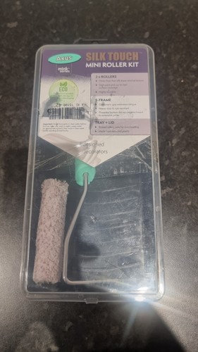 Paint roller kit - roller,