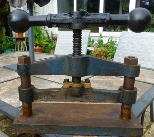 Antique victorian cast iron - victorian,