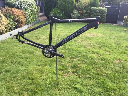 Saracen mtb frame - frame, triple