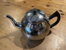 Vintage tea pot The Carlton Swan-Cromalin decorated with Bakelite handle 8 cups