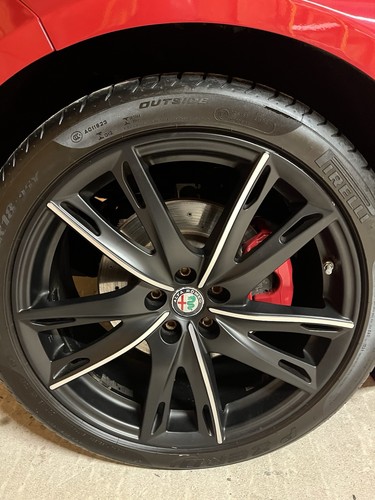 Alfa alloy wheels - 4c,