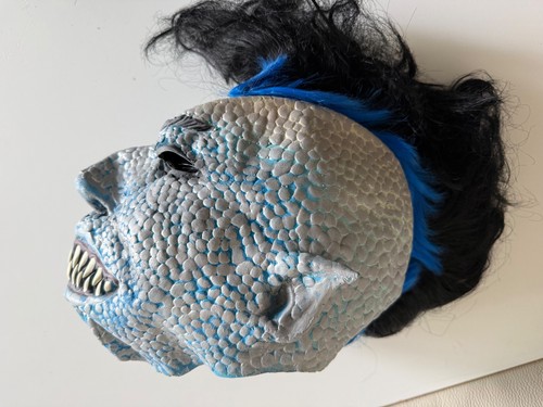 Reptile skin silver alien blue - skin,