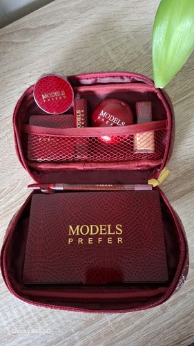 Models prefer beauty makeup - prefer,