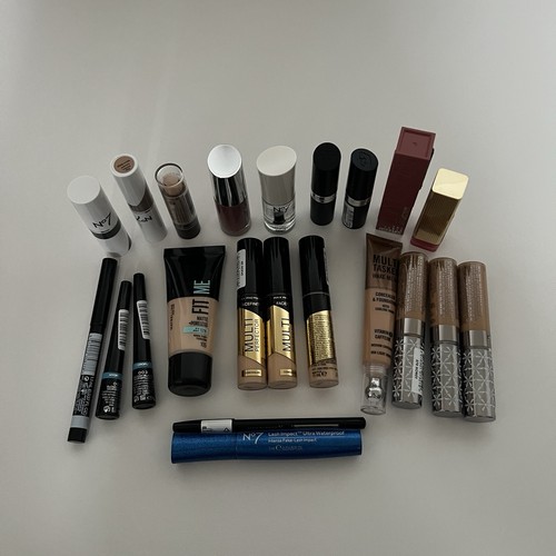 Mixed makeup bundle job - makeup, lot