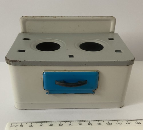 Small tin stove - cooker,, dolls