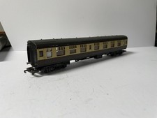 LIMA 00 GAUGE BR BROWN & CREAM MODEL RAILWAY CARRIAGE