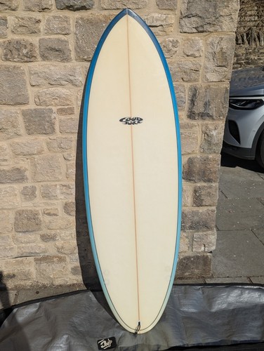 Fluid juice surfboard - 5'8,