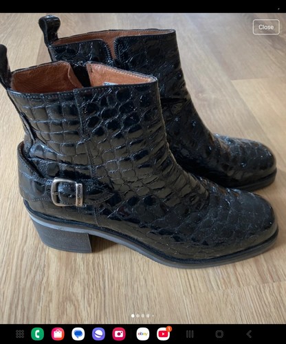 Russell bromley black - russell,