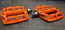 DMR V12 Flat Mountain Bike Pedals Orange