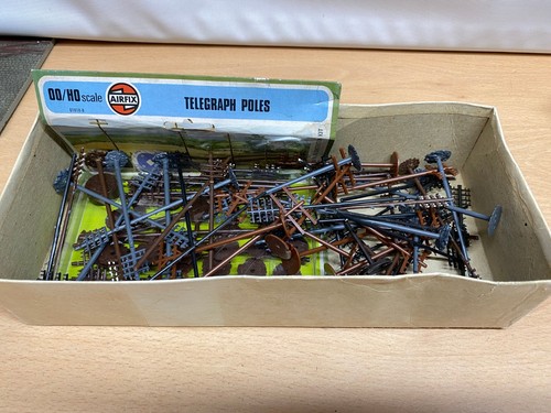 Box airfix telegraph poles - box,