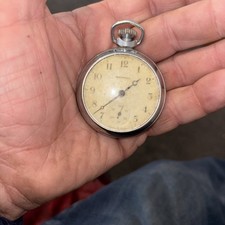 VINTAGE INGERSOLL HAND WIND POCKET WATCH SPARES OR REPAIR