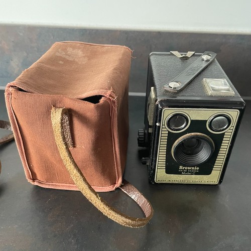 Kodak brownie six model - brownie, c