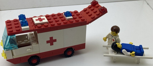 Lego legoland 6688 ambulance - lego,