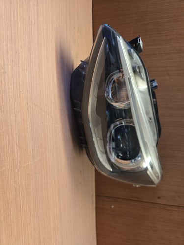 Xenon headlight passenger - bi-xenon,