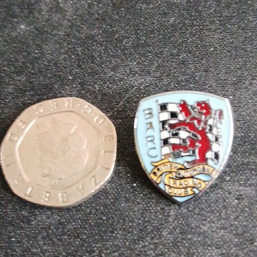 Vintage pin badge - vintage,