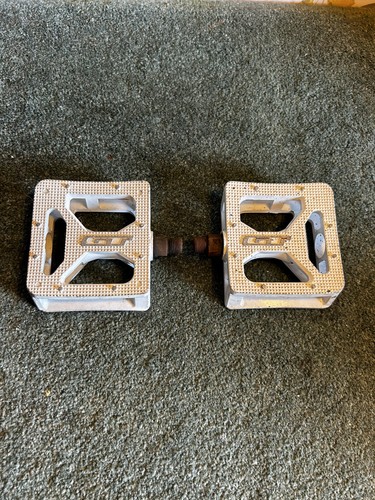 Retro platform pedals - gt,