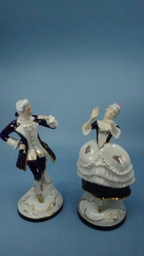 Royal dux rococo style dancing - royal,